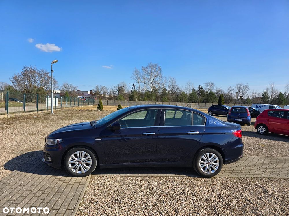 Fiat Tipo 1.6 MultiJet 16v Lounge - 10