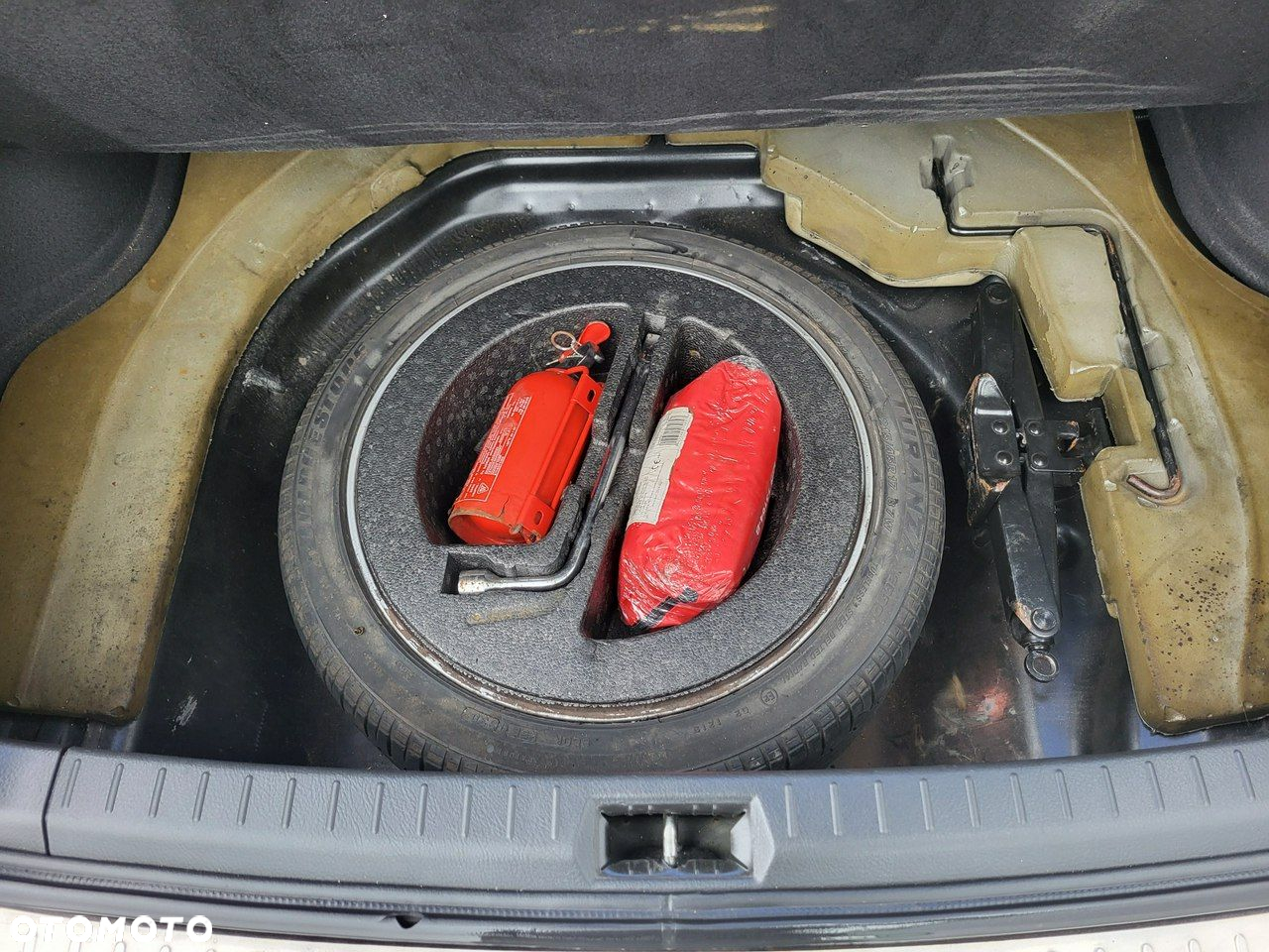 Toyota Avensis - 39