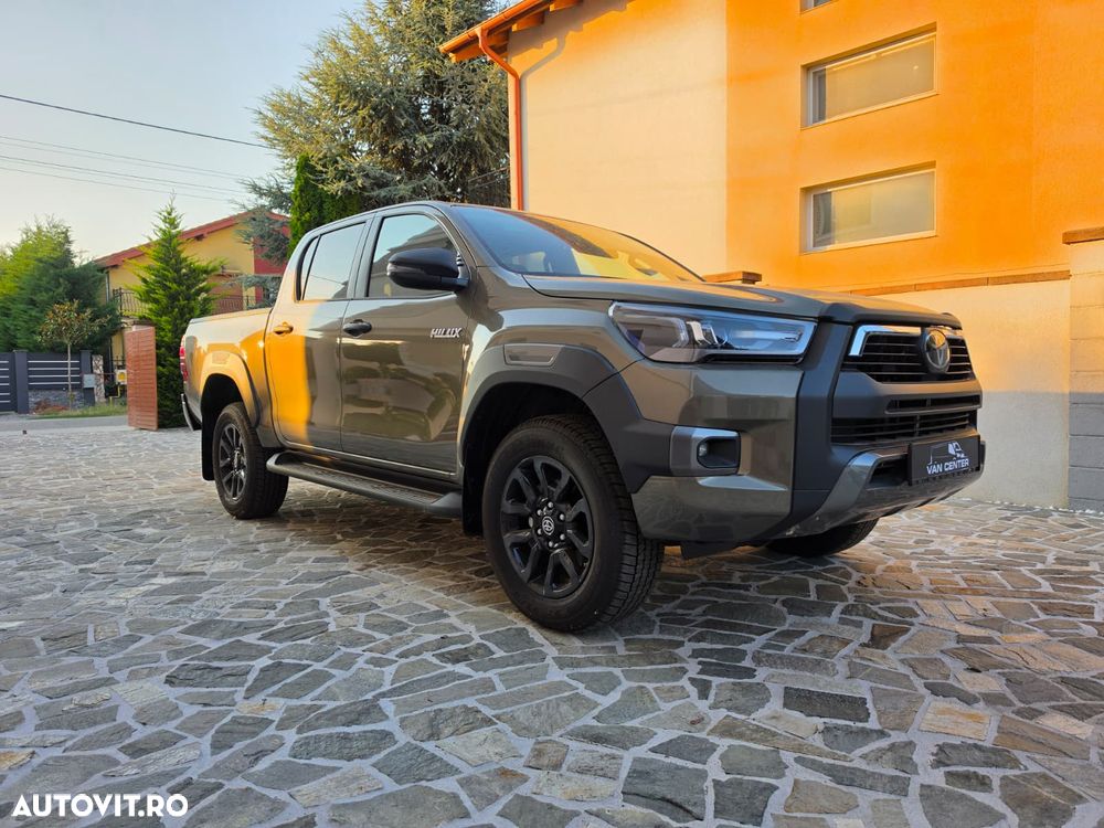 Toyota Hilux - 3