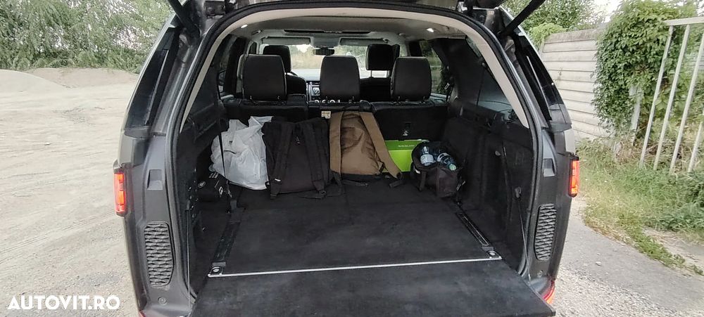 Land Rover Discovery 3.0 L TD6 HSE Luxury - 9