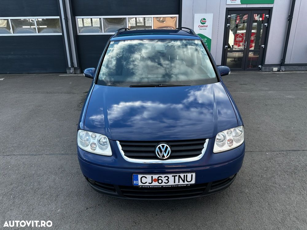 Volkswagen Touran 1.9TDI Conceptline - 10