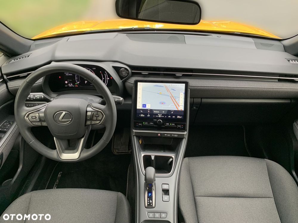 Lexus LBX 1.5 Hybrid - 3