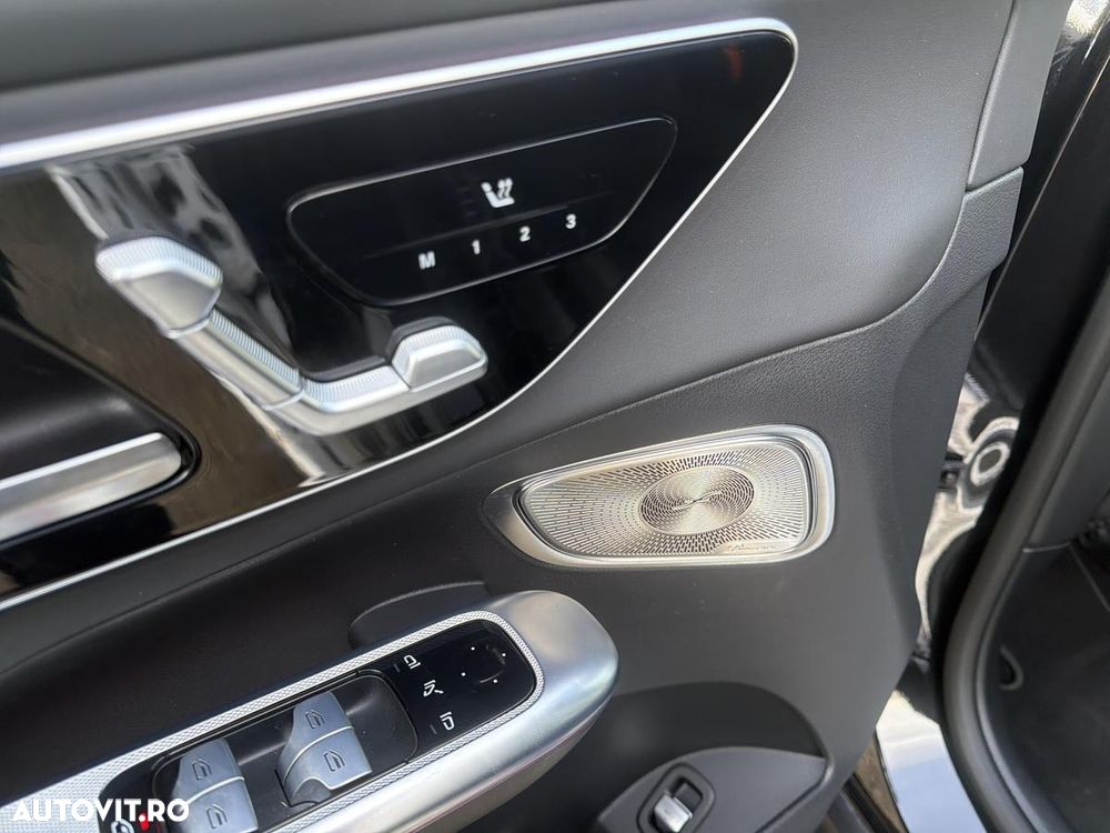 Mercedes-Benz GLC - 32