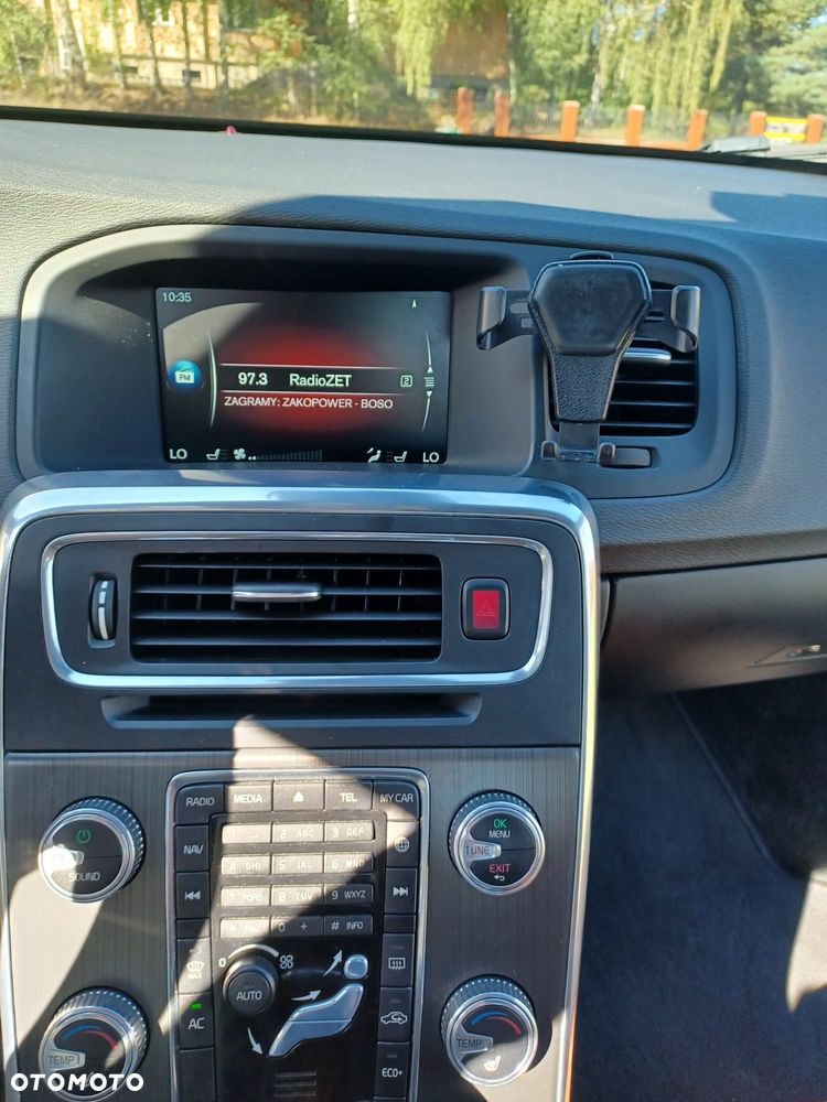 Volvo S60 - 25