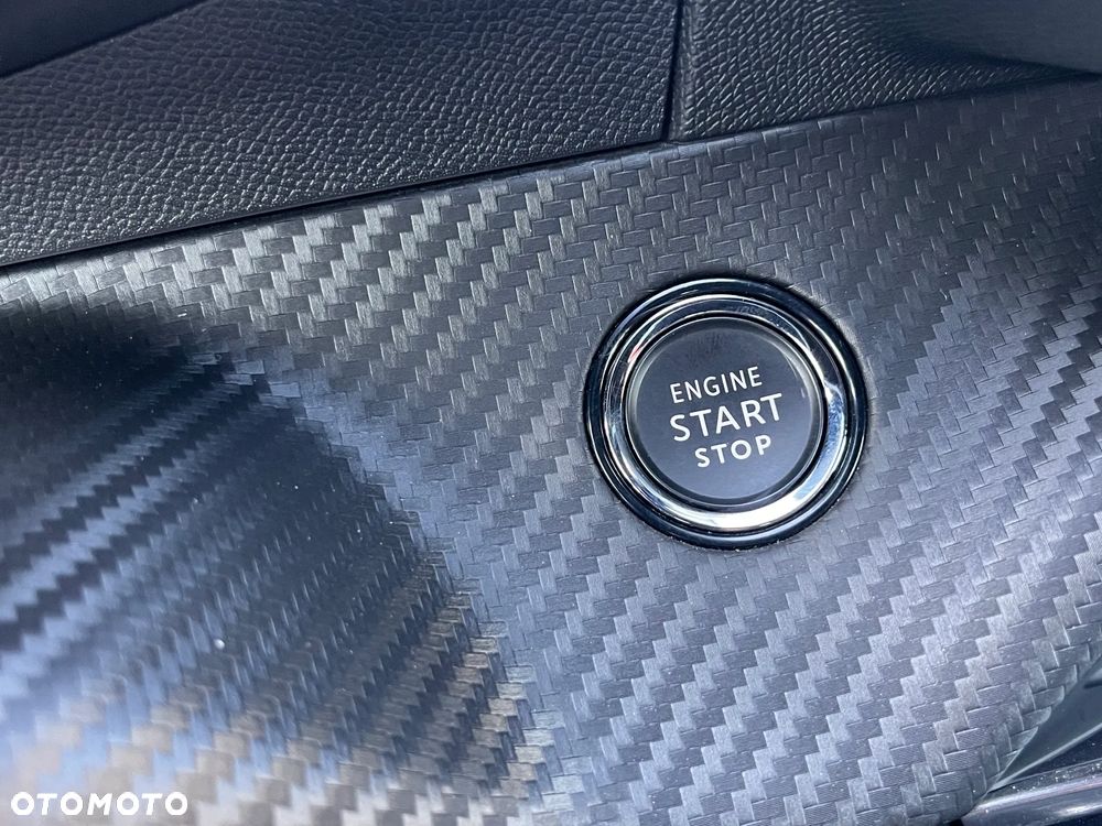 Peugeot 2008 54kWh GT Exclusive - 34