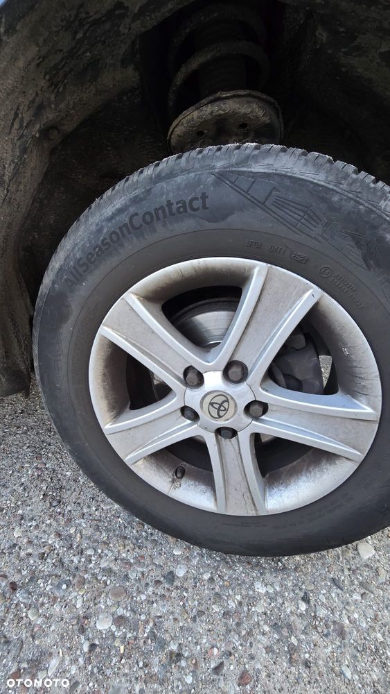 Toyota RAV4 1.8 VVT-i 4x2 - 11