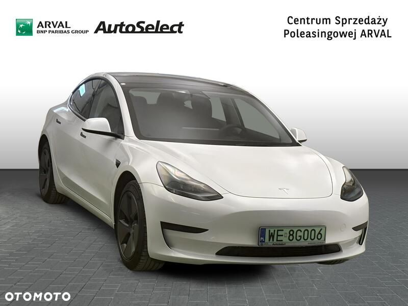 Tesla Model 3 - 9