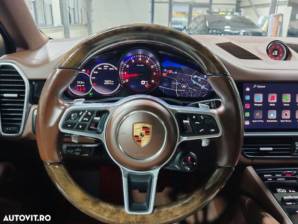 Porsche Cayenne Coupe Tiptronic S Platinum Edition - 11