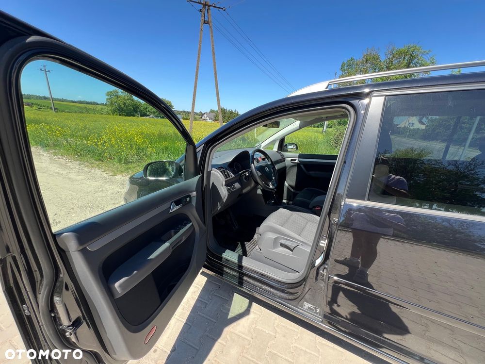 Volkswagen Touran - 7