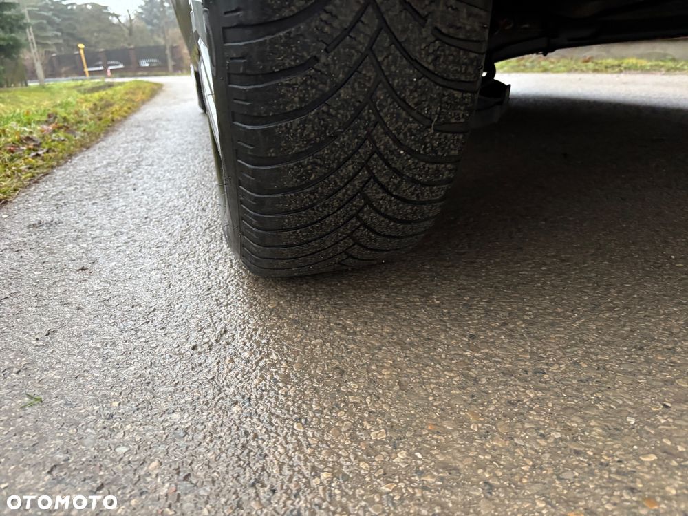 Peugeot Rifter 1.5 BlueHDI Allure S&S - 20