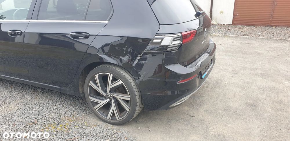 Volkswagen Golf 2.0 TSI OPF DSG Style - 10