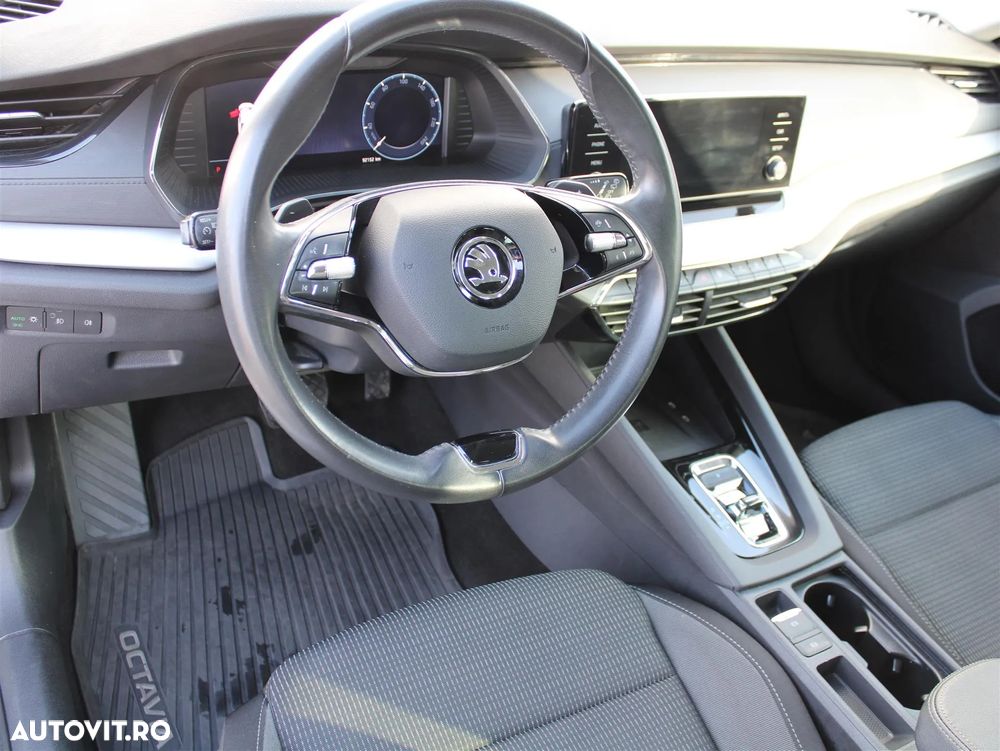 Skoda Octavia 1.5 TSI DSG Mild Hybrid Ambition - 10