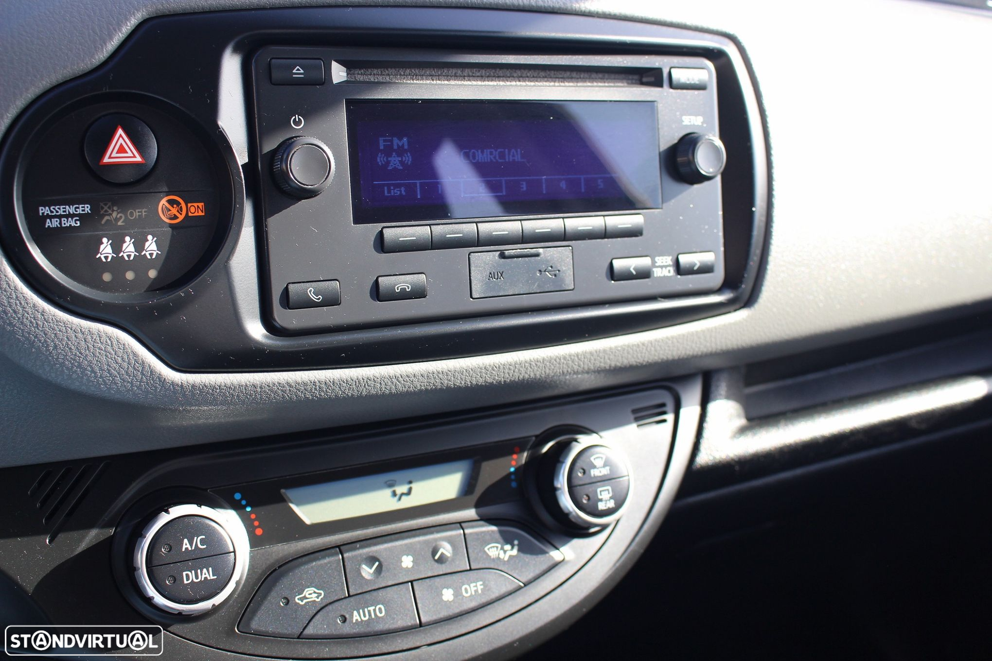 Toyota Yaris 1.5 HSD Active - 24