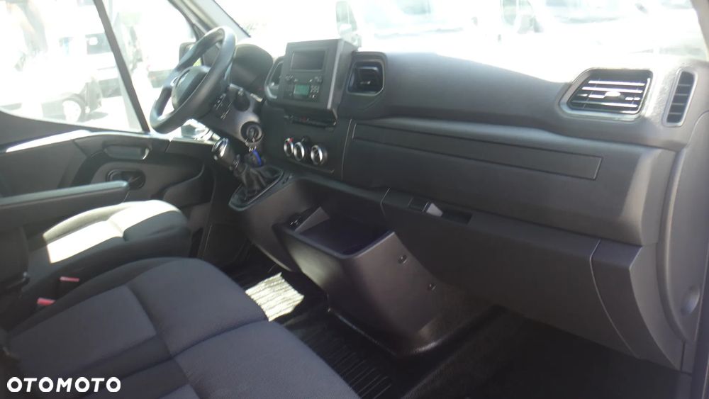 Renault Master - 10