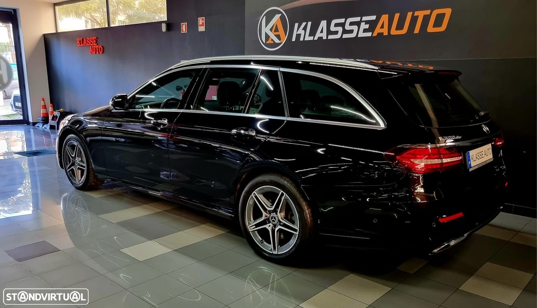 Mercedes-Benz E 300 de AMG Line - 7