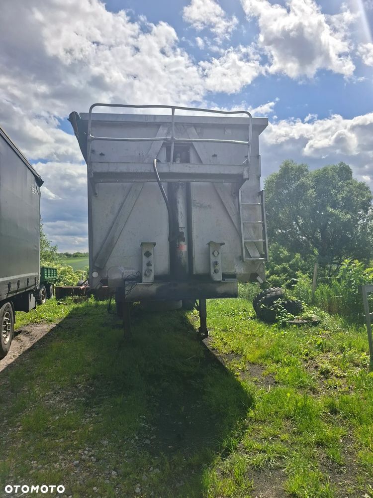 Fruehauf - 9