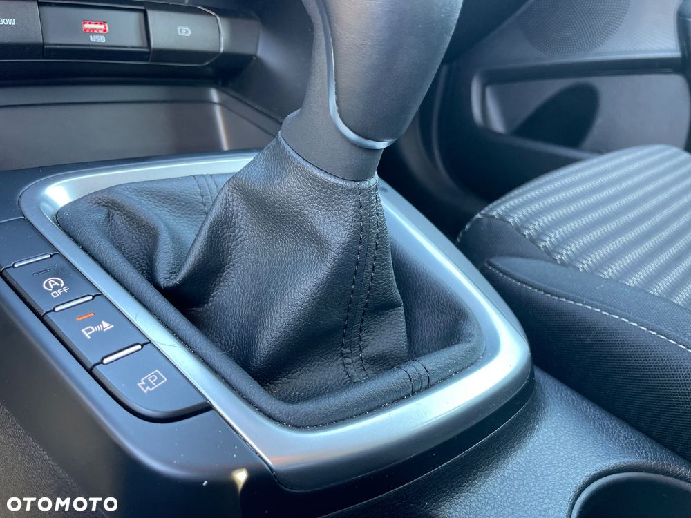 Kia Ceed 1.5 T-GDI M - 23