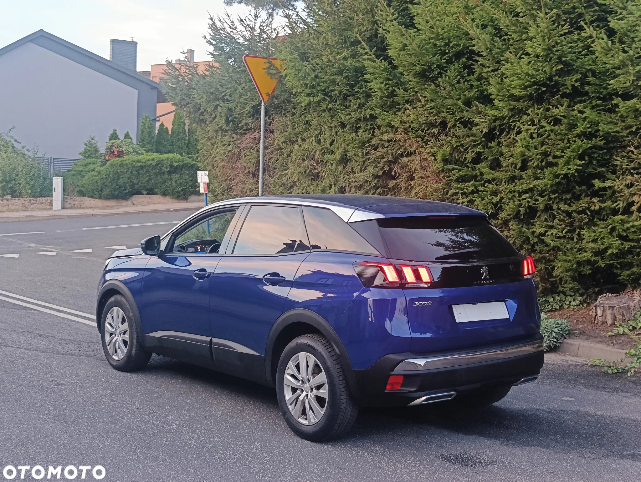 Peugeot 3008 1.5 BlueHDi Allure S&S - 17