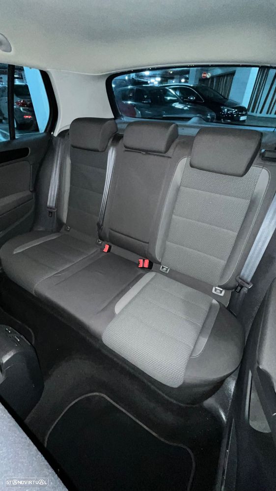 VW Golf 1.6 TDi Confortline - 9