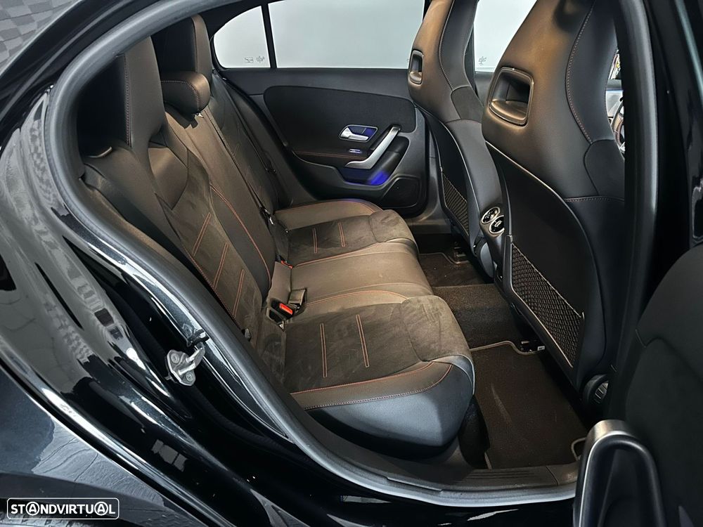 Mercedes-Benz A 250 e AMG Line - 30