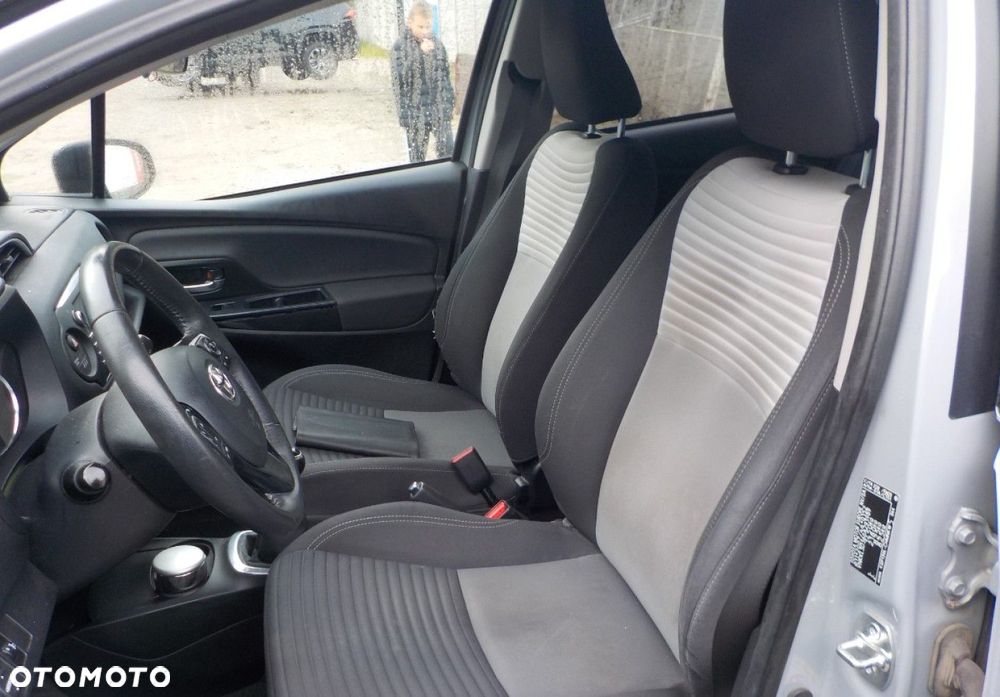 Toyota Yaris - 28