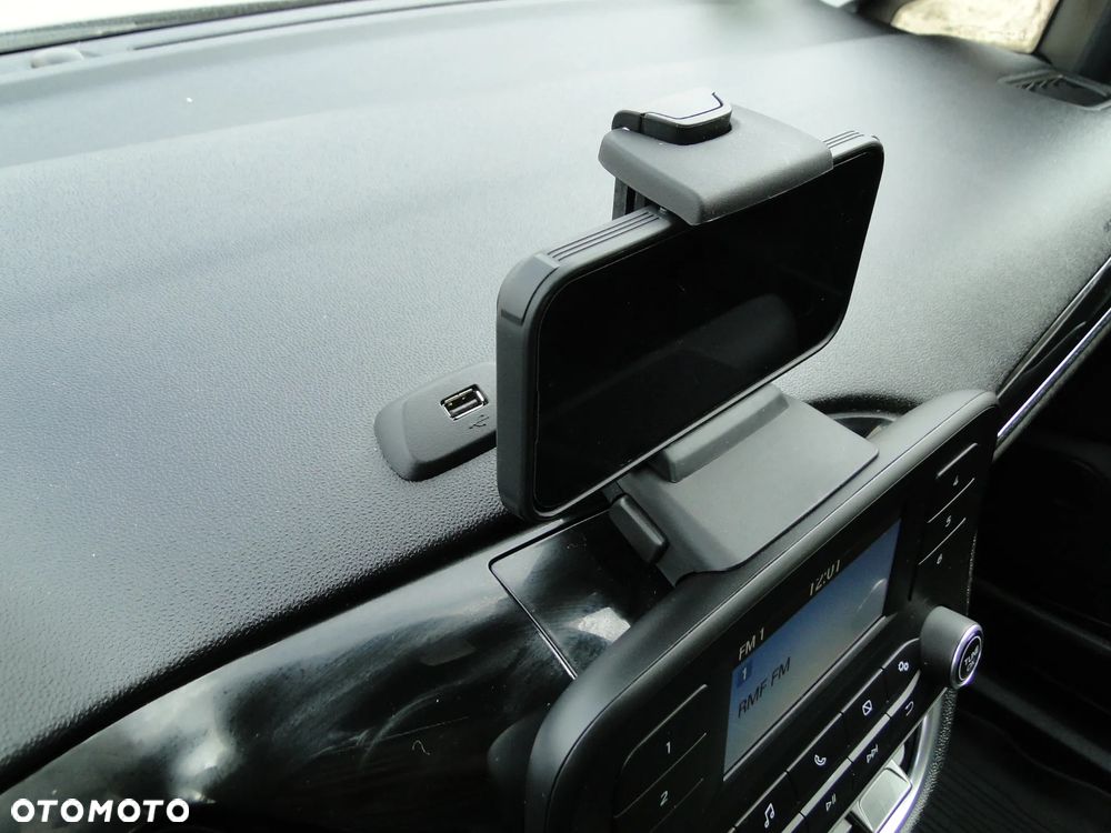 Ford Fiesta 1.1 ST-LINE - 11