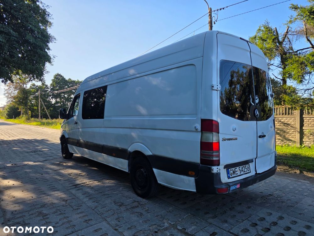 Mercedes-Benz Sprinter - 3