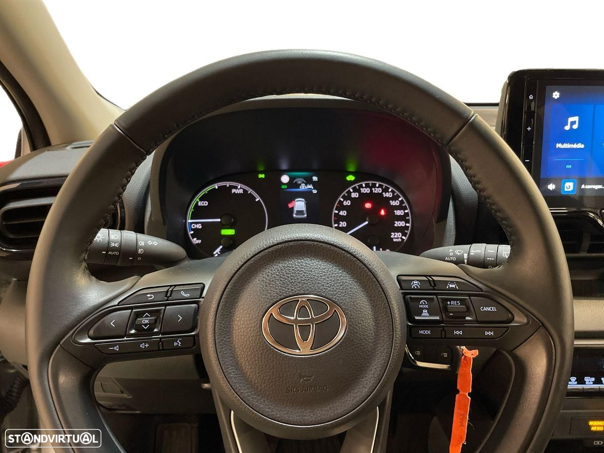 Toyota Yaris - 10