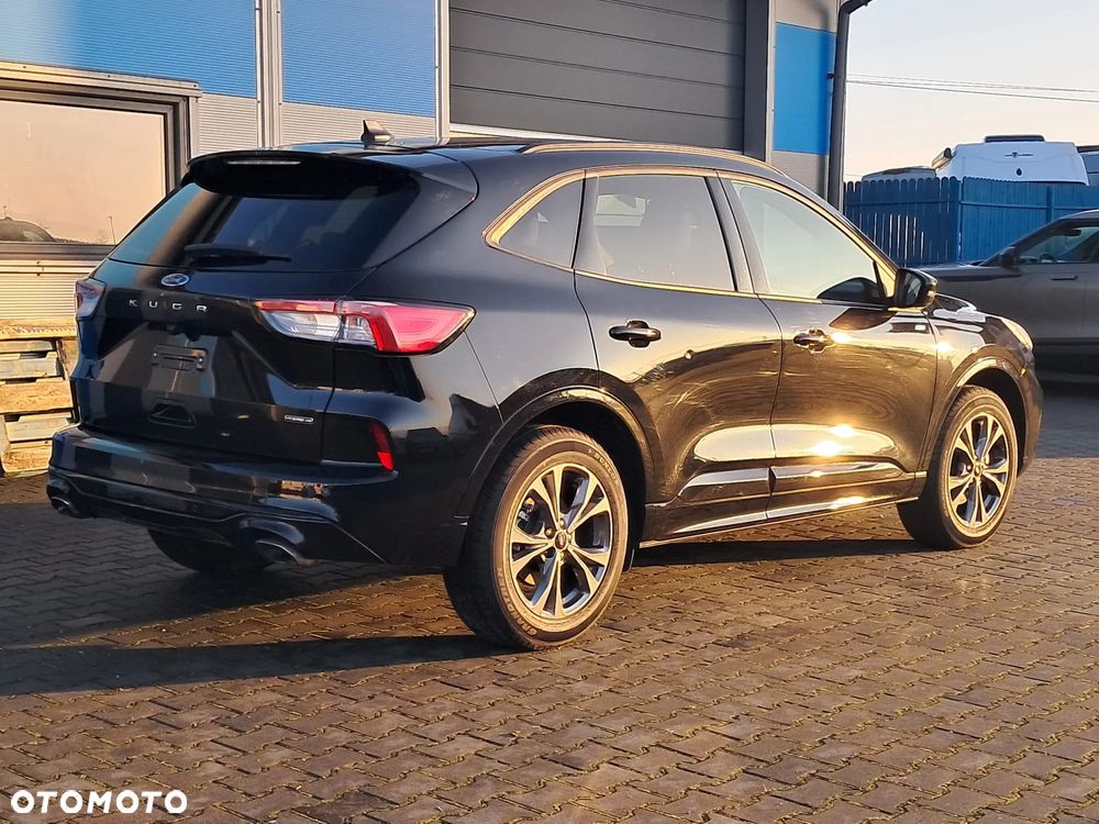 Ford Kuga 2.5 Duratec FHEV 4x4 ST-LINE - 6