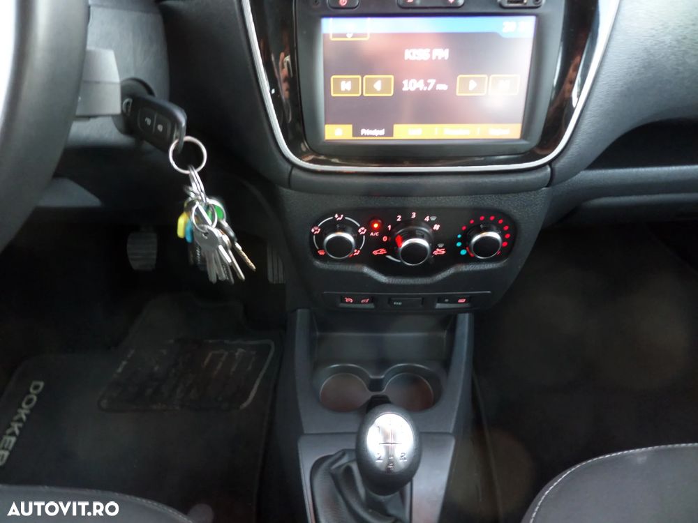 Dacia Dokker 1.5 dCi 90 CP Stepway - 33