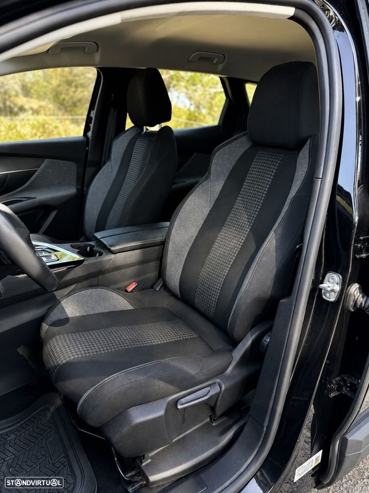 Peugeot 3008 1.2 PureTech Allure Pack EAT8 - 6