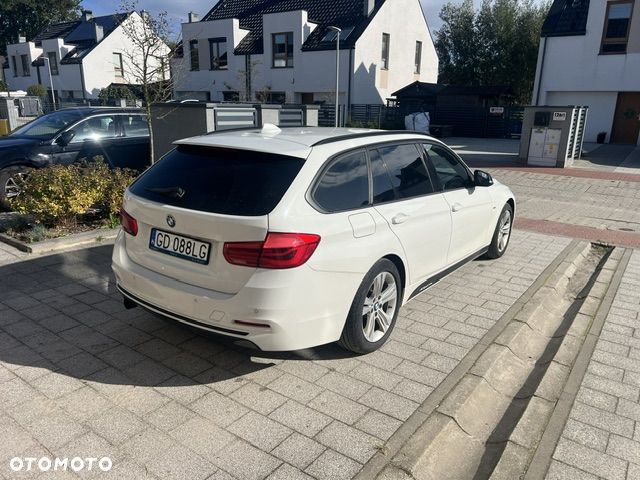 BMW Seria 3 318i Sport Line - 8