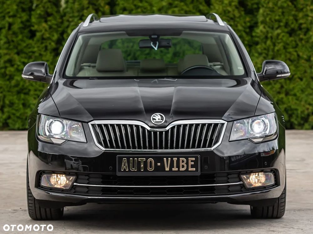 Skoda Superb 2.0 TSI DSG Exclusive - 5