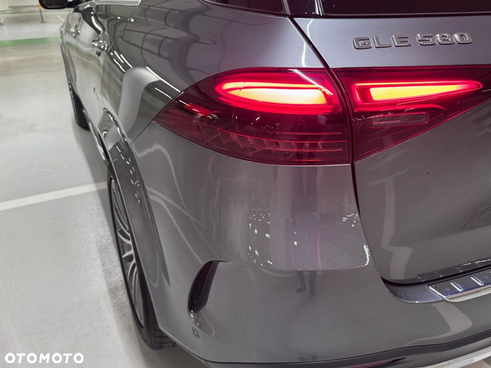 Mercedes-Benz GLE 580 4Matic 9G-TRONIC AMG Line - 11