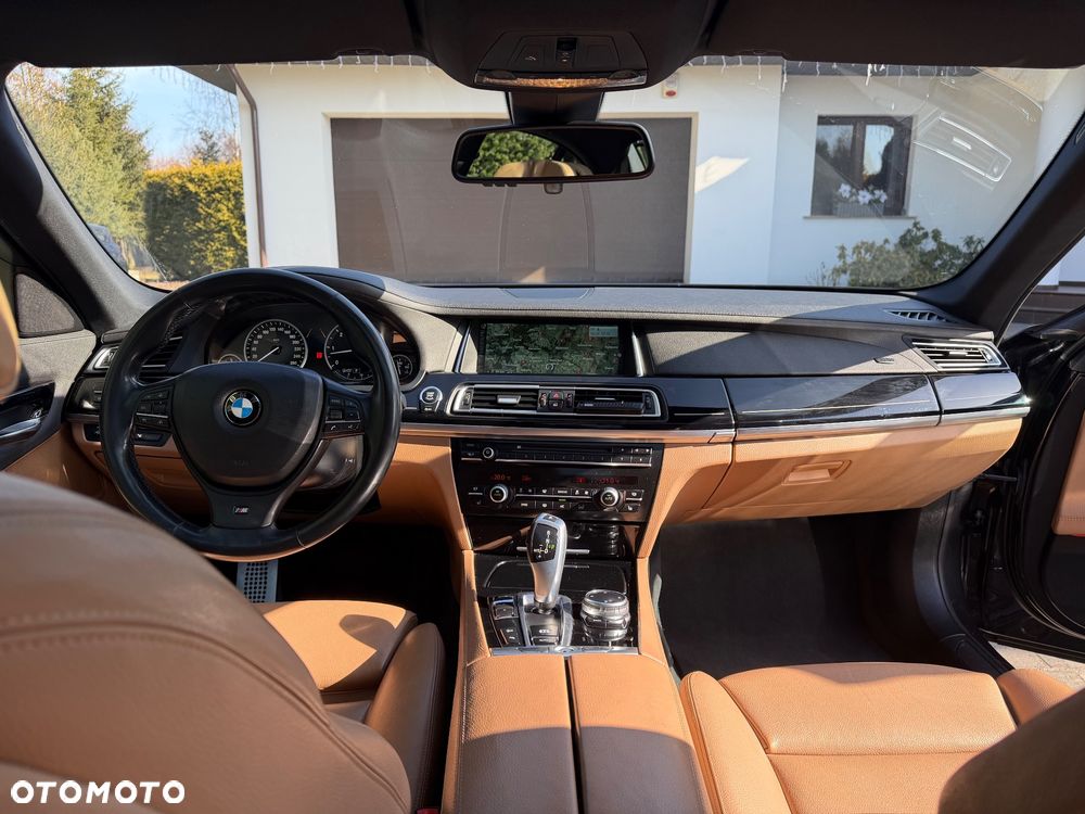 BMW Seria 7 750d xDrive - 21