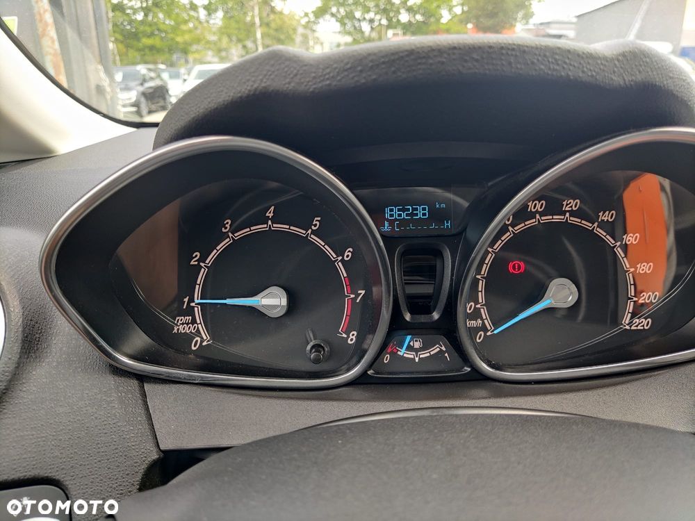 Ford Fiesta 1.0 Ambiente - 12