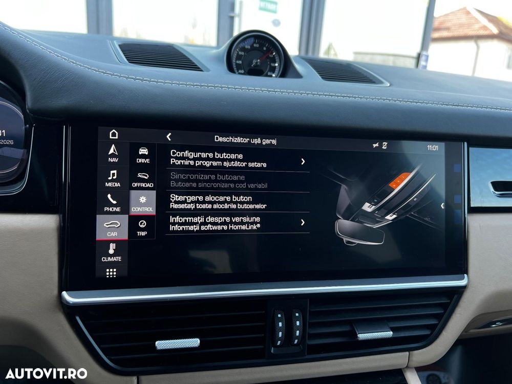 Porsche Cayenne - 31