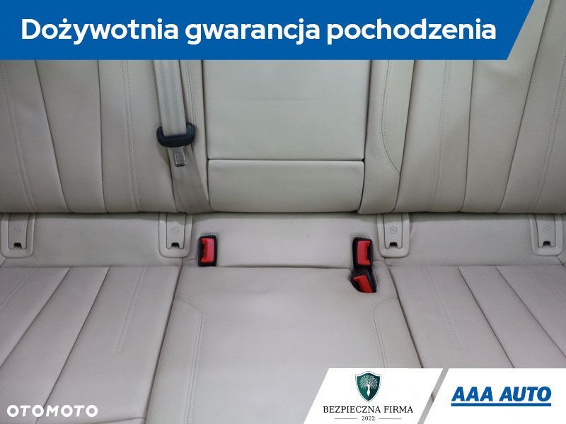 Audi A4 Limousine - 12