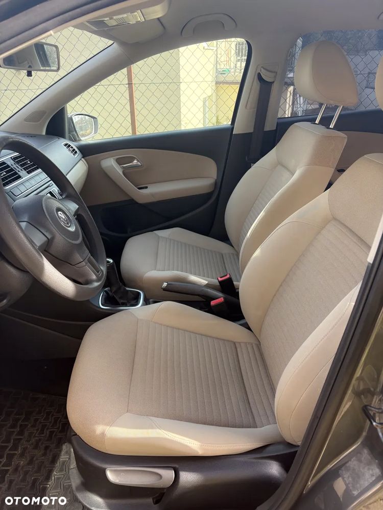 Volkswagen Polo 1.2 12V Comfortline - 4