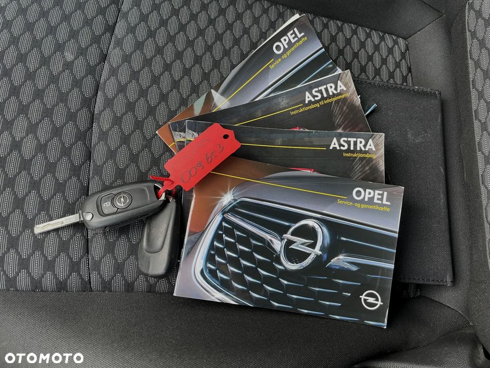 Opel Astra 1.6 D Start/Stop Dynamic - 36