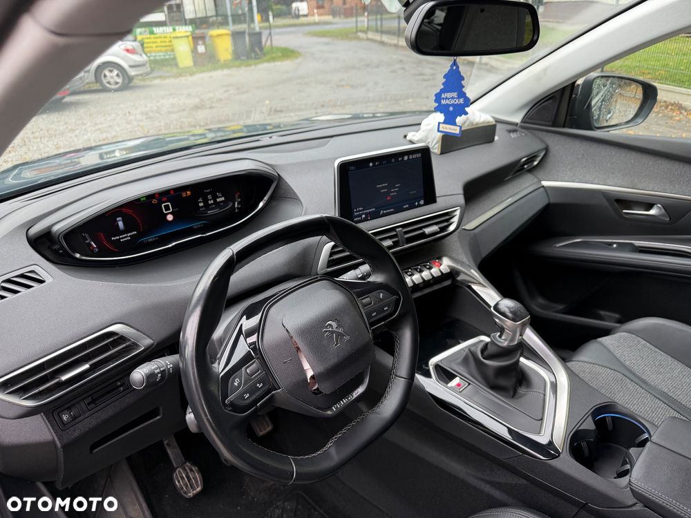 Peugeot 5008 1.2 PureTech Allure Pack S&S - 15