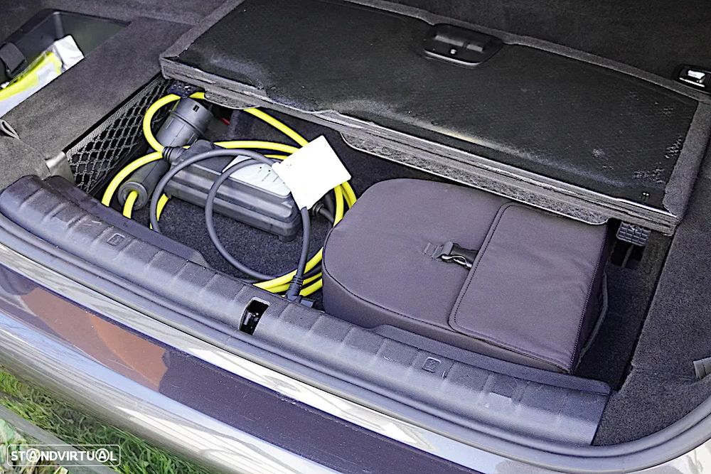 BMW 530 e Pack M - 48