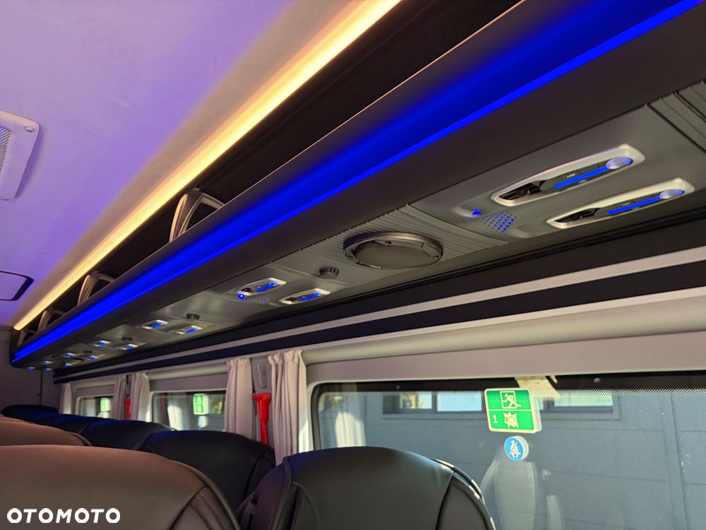 Mercedes-Benz Sprinter 519 - 26
