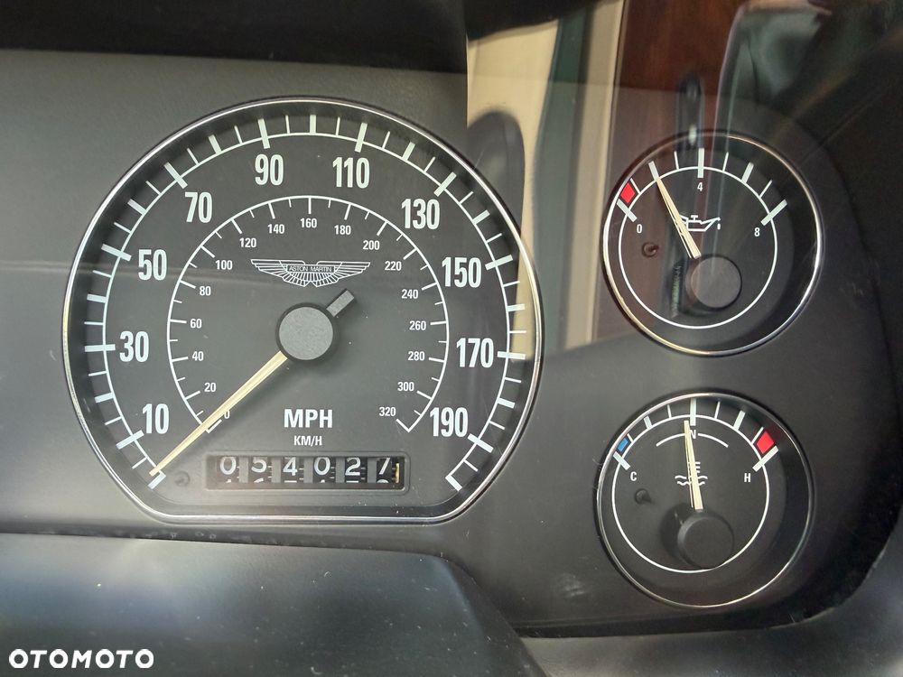 Aston Martin DB7 - 28