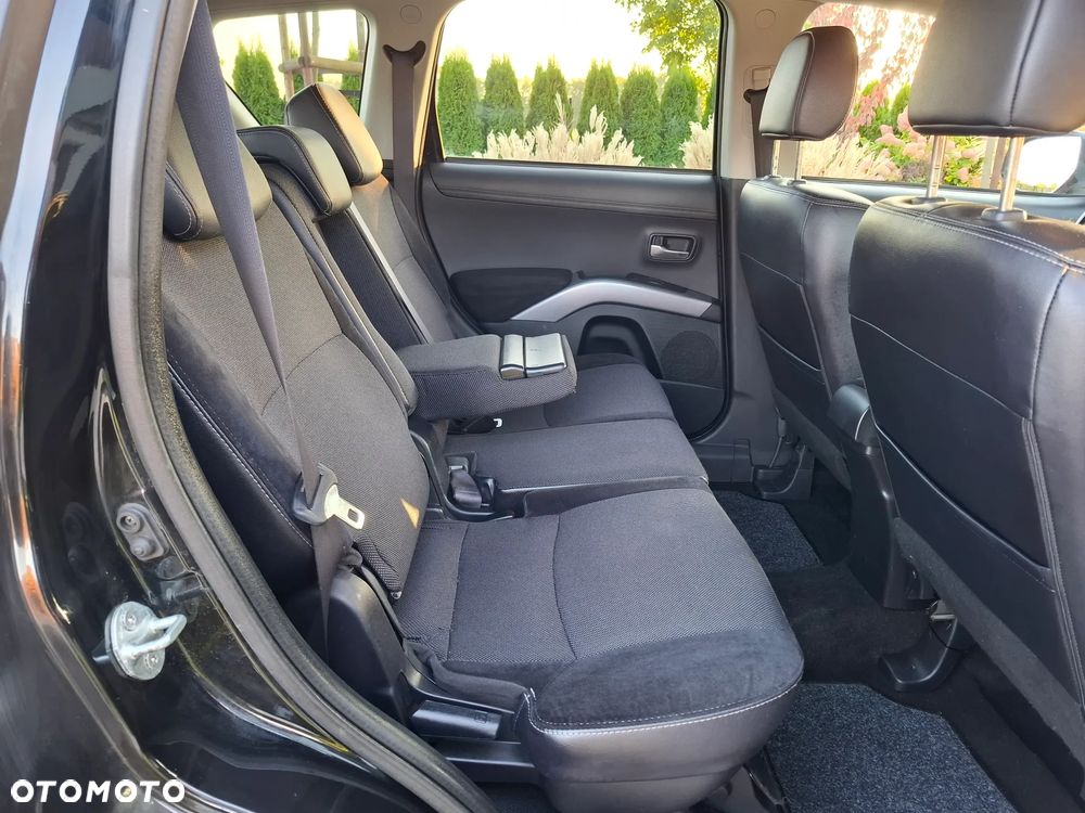 Mitsubishi Outlander 2.0 2WD XTRA - 38
