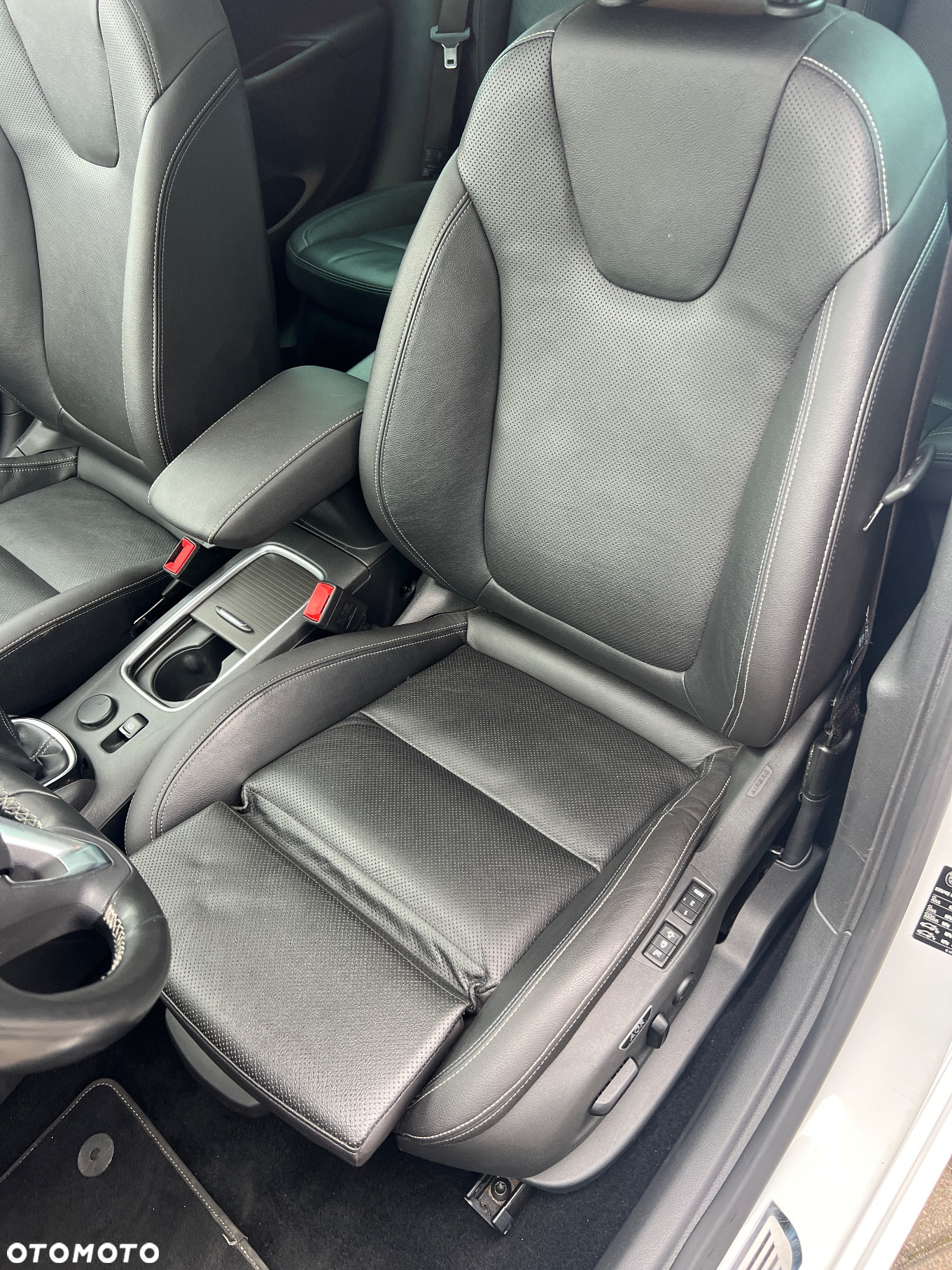 Opel Astra V 1.6 T GPF Dynamic S&S - 26