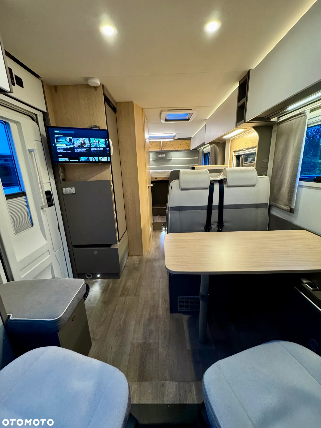 LMC Hymer H664 2023 Jak NOWY piękny kamper półintegra 4os bdb dopos. FV23% - 3