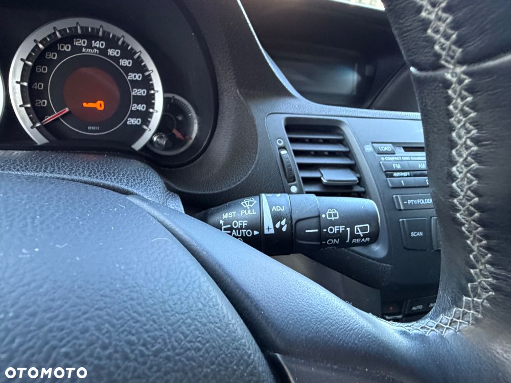 Honda Accord 2.0 Lifestyle - 21