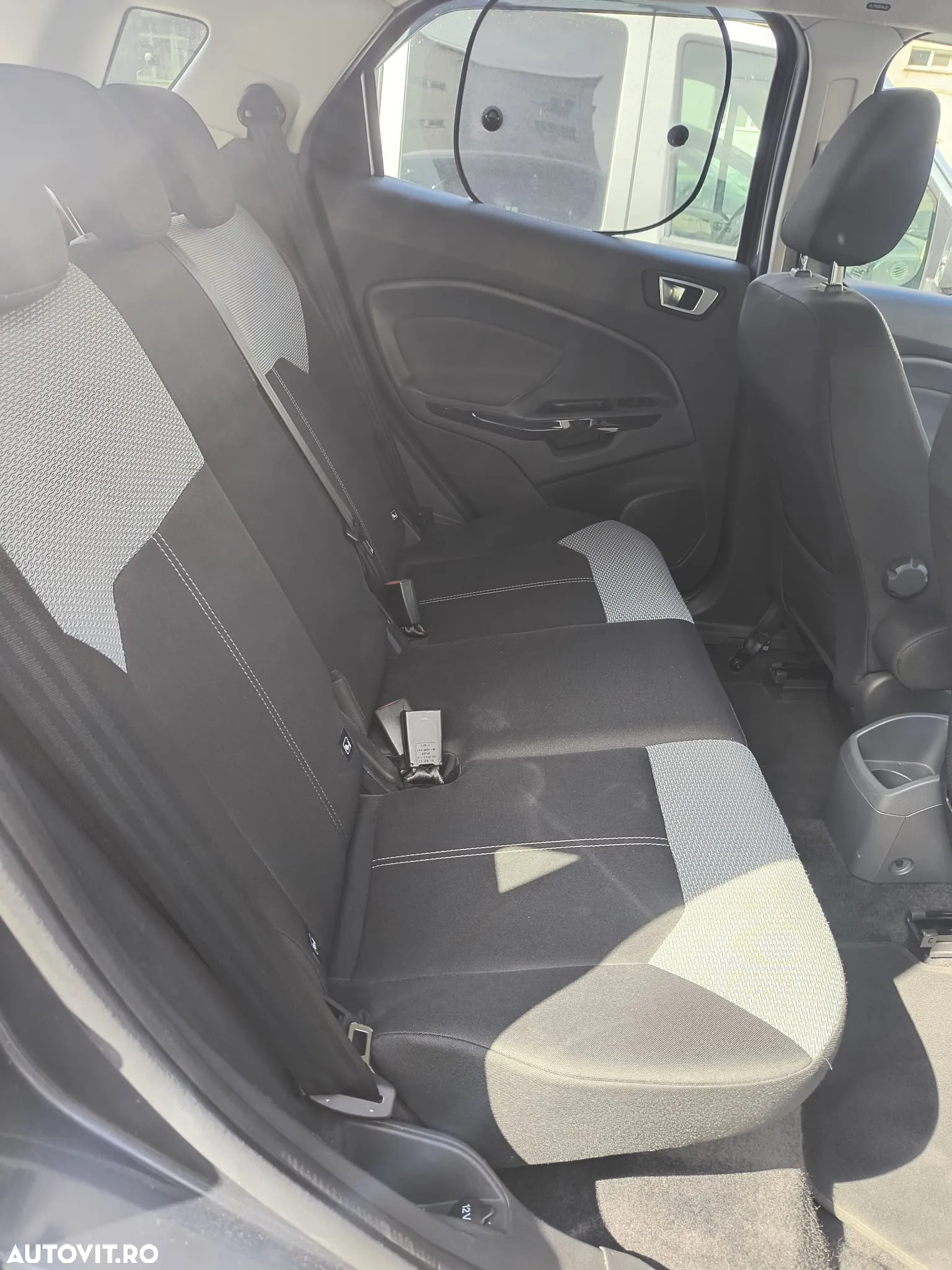 Ford EcoSport 1.5 TDCi Titanium - 16