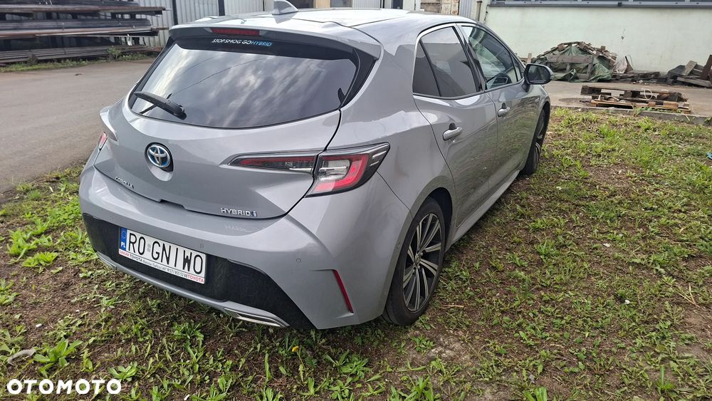 Toyota Corolla 2.0 Hybrid Comfort - 2
